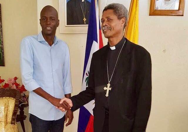 Le Président Jovenel Moïse s’entretient avec le responsable de l’église catholique dans la Grand’Anse…