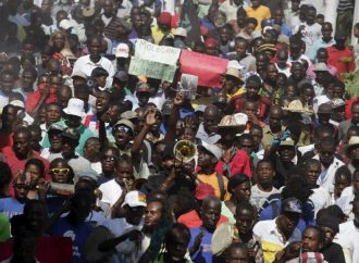 Haïti-politique: Rosny Desroches de la société civile condamne les actes de violence Durant la manifestation contre le Budget 2017-2018
