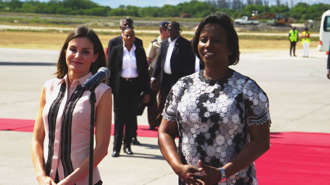 HaïtiCoopération la reine d'Espagne a atterri en Haïti ! Haiti24
