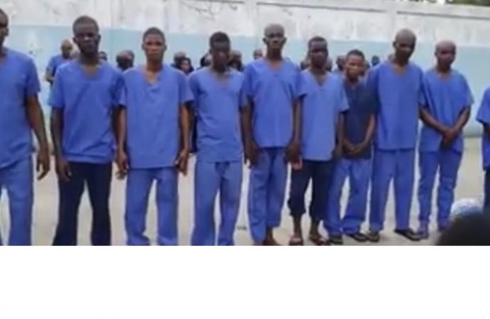 Cap-Haïtien: 53 individus arrêtés à bord d’un container, une arme à feu saisie