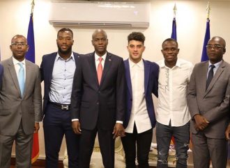 Haïti-Sport: Jovenel Moïse a rencontré des Grenadiers
