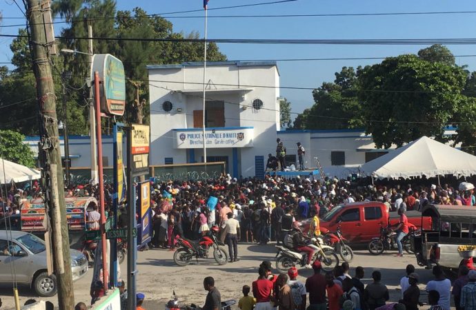 Navire-hôpital USNS Comfort: 3.500 Haïtiens bénéficiaires de soins