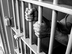 Panique à la prison civile de Hinche: Des prisonniers prennent en otage des agents de l’APENA