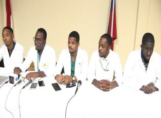 Des médecins marcheront contre une “décision arbitraire” du MSPP