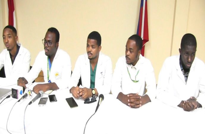 Des médecins marcheront contre une “décision arbitraire” du MSPP