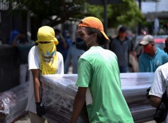 Équateur: plus de 700 cadavres recueillis dans des logements à Guayaquil