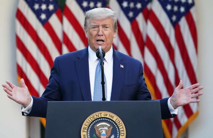 Coronavirus : Donald Trump annonce qu’il va « suspendre » toute immigration vers les Etats-Unis