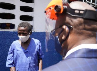 Joseph Jouthe visite les principales prisons d’Haïti
