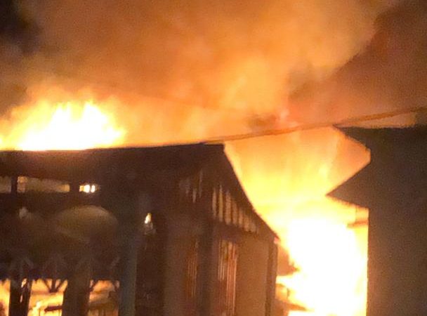 Evasion, un restaurant appartenant à Berson Soljour, a été incendié