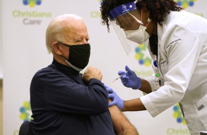 États-Unis-Covid-19: Le président élu Joe Biden vacciné