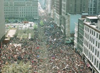 Éphéméride du 20 avril : Grande manifestation des Haïtiens à New York