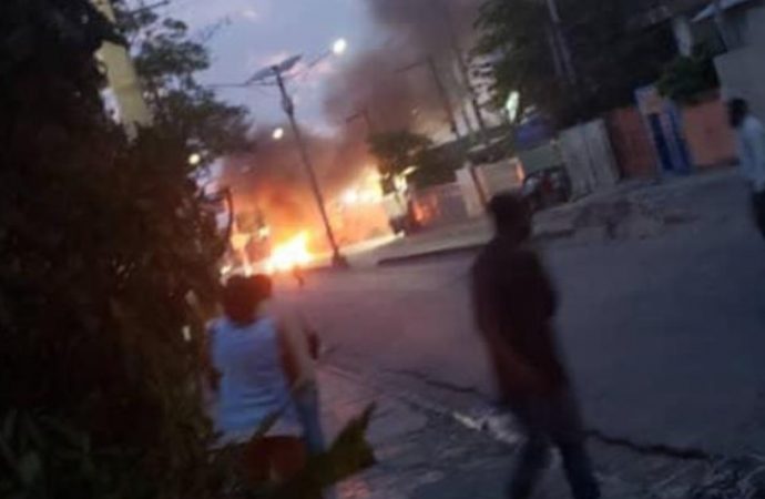 Situation de tension à Delmas 83 : un morts, un véhicule de police incendié