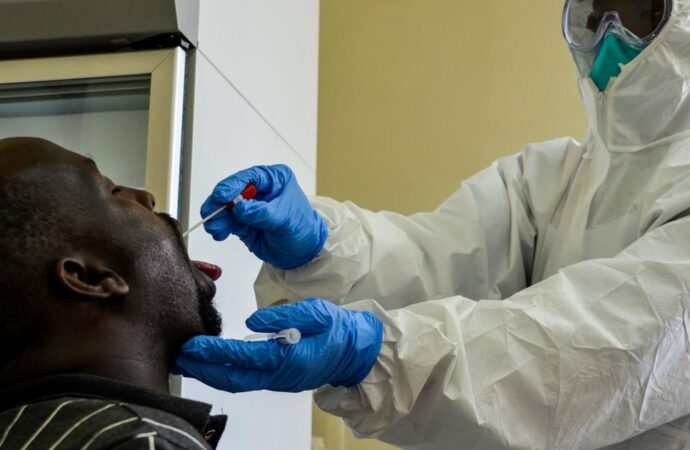 Coronavirus : 223 nouveaux cas, sept morts en deux jours en Haïti