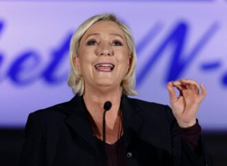 Marine Le Pen condamne l’agression physique dirigé contre le président français, Emmanuel  Macron