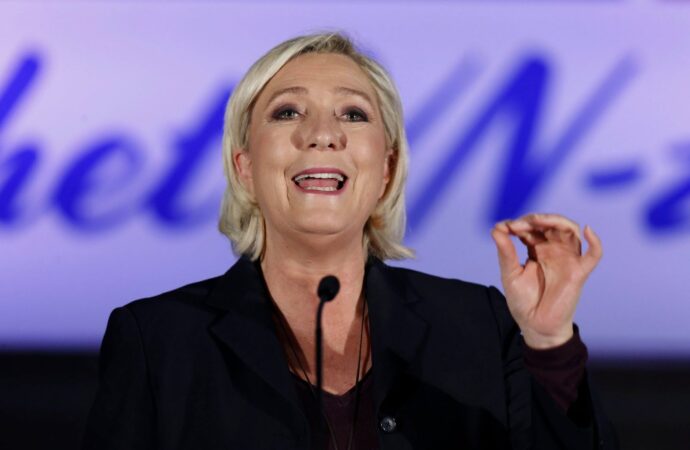 Marine Le Pen condamne l’agression physique dirigé contre le président français, Emmanuel  Macron