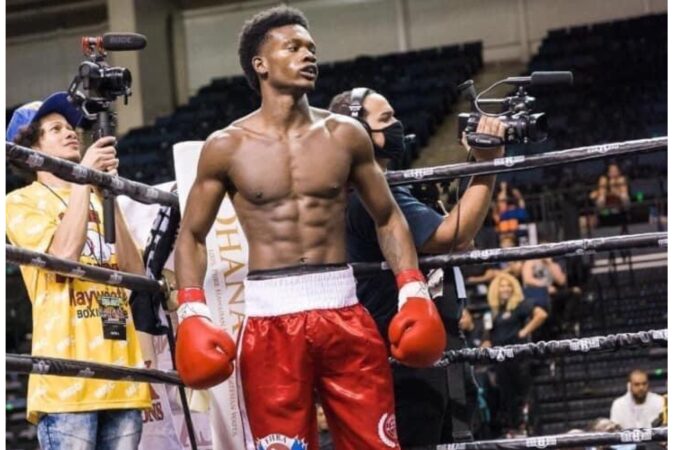 Sport-Boxe : Darrelle Valsaint Jr, qualifié pour les quarts de finale des JO