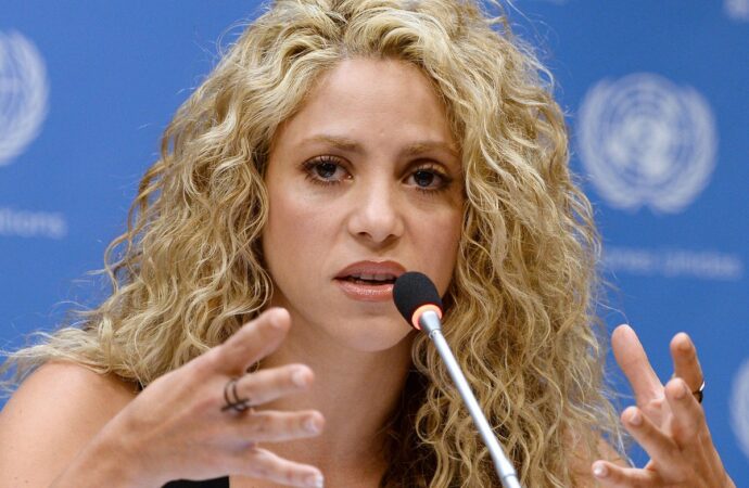 La chanteuse Shakira risque la prison pour avoir menti au fisc