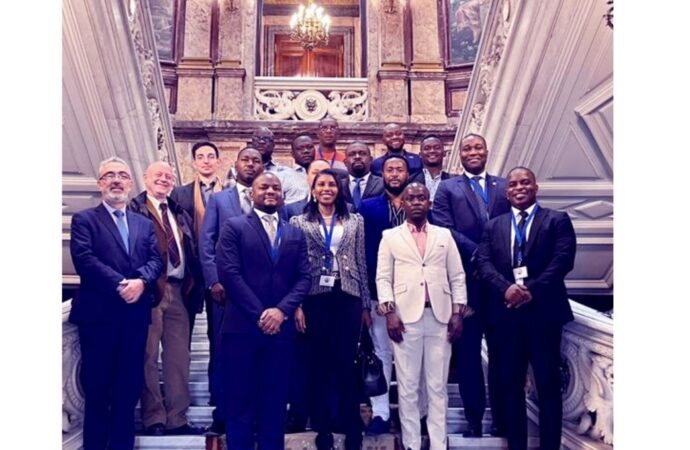Des journalistes haïtiens en visite en Espagne : « Diplomatie et Communication », thème d’une formation déroulée ce 19 novembre 2021