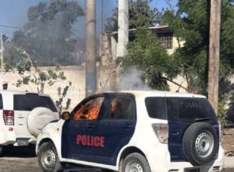 Incendie d’un véhicule de la PNH aux Gonaïves