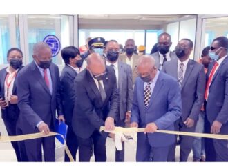 Aéroport International Toussaint Louverture : Ariel Henry inaugure une nouvelle salle de départ