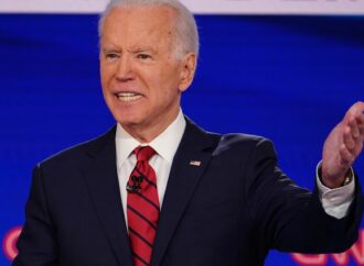 Joe Biden qualifie un journaliste de Fox News de « fils de pute »