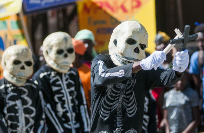Desdunes-Carnaval: Au moins cinq morts, une dizaine de blessés dans un accident
