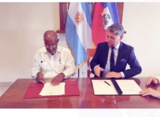 Diplomatie : Un protocole d’accord signé entre Haïti et l’Argentine pour renforcer les échanges académiques