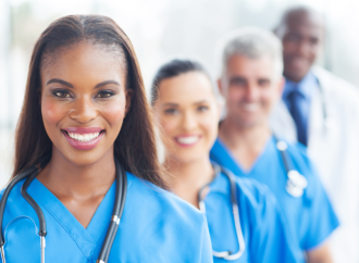 Québec recrute des infirmières à l’étranger, dont en Haïti
