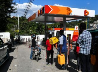 Économie: Des citoyens préoccupés par la nouvelle rareté de carburant sur le marché