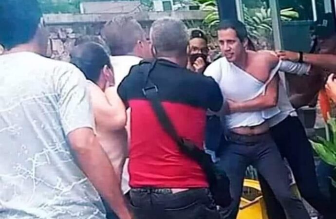 Venezuela : Le chef de l’opposition, Juan Guaidó, victime d’une agression