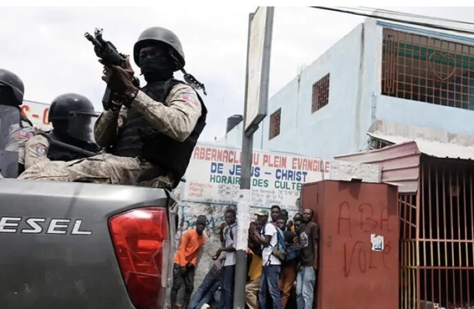 Insécurité : Plusieurs véhicules de police et de corps diplomatique détenus par des bandits, alerte la PNH