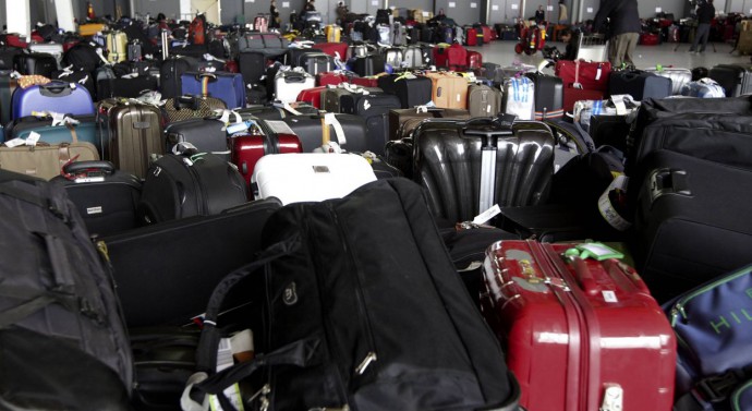 Grève à Roissy: une panne technique a privé des milliers de passagers de leurs bagages
