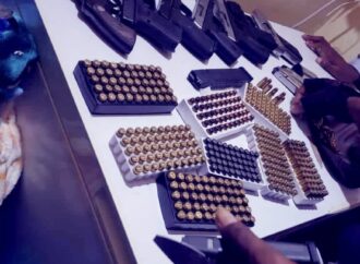 Des armes et des munitions confisquées par des agents douaniers à Port-de-Paix