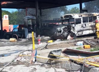 Bon Repos : incendie dans une station-service, des personnes blessées, des véhicules incendiés