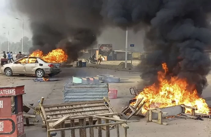 Le Tchad au cœur de l’implosion, la France s’en fout pas mal
