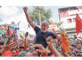 Brésil : de la prison à la présidence, Lula bénéficie d’un 3e mandat