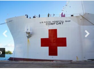 L’USNS Comfort en mission humanitaire dans les Caraïbes, notamment en Haïti