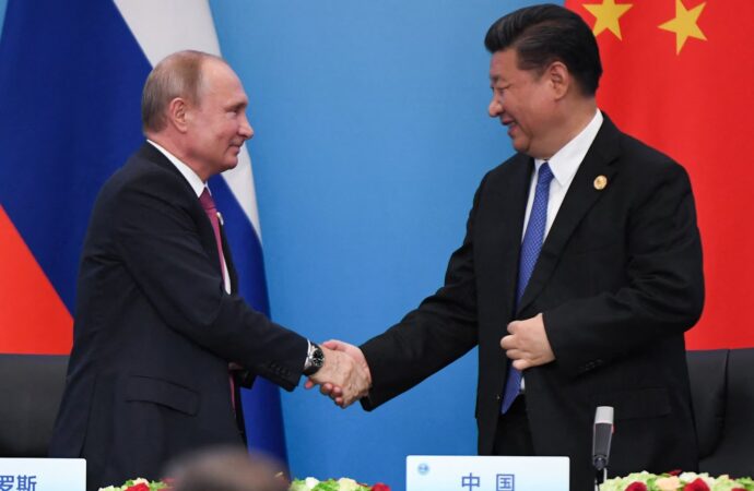 Conflit russo-ukrainien : Vladimir Poutine et Xi Jinping envisagent de resserrer leurs liens