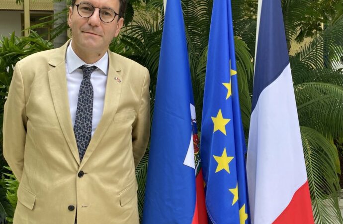 Sanctions internationales : « Nous n’emboitons le pas à personne », réagit l’ambassadeur français en Haïti