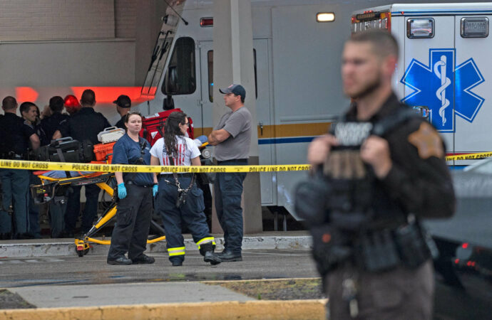 USA : deux morts, cinq blessés dans une fusillade à Memphis