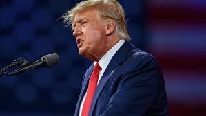 USA: Donald Trump s’adressera aux Américains mardi après sa mise en accusation