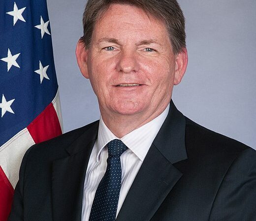 Le diplomate de carrière Dennis B. Hankins nommé ambassadeur des États-Unis en Haïti