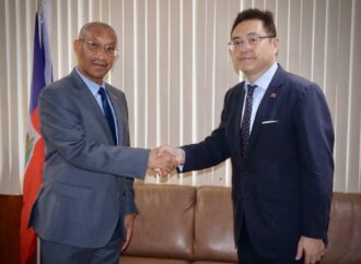 L’Ambassadeur de Taïwan annonce 2 millions US d’aide au programme « Kore Pèp »
