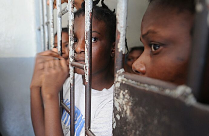 Justice : plusieurs femmes dont des mineures libérérés par le Parquet de Port-au-Prince