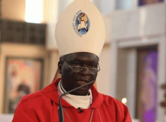 Kenya : l’Archevêque de Nairobi contre la bénédiction des couples LGBT
