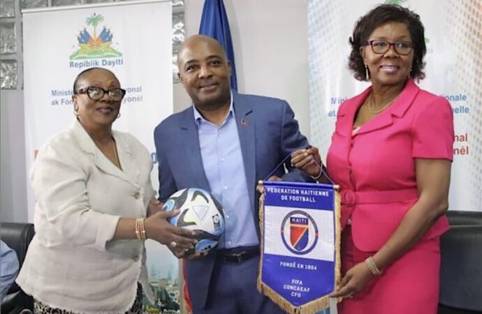 Éducation : signature de trois protocoles d’accord portant sur le sport scolaire en Haïti
