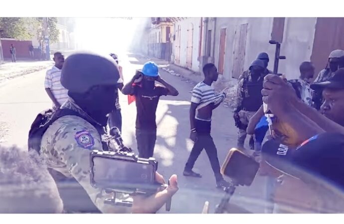 Brutalité policière : des journalistes ont boycotté une conférence de la PNH