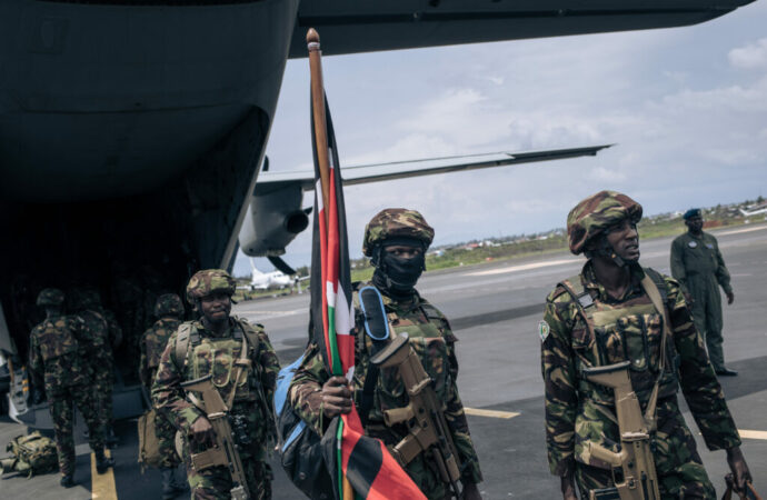 « Les troupes kényanes peuvent partir dans les 72 heures », a déclaré William Ruto aux responsables américains
