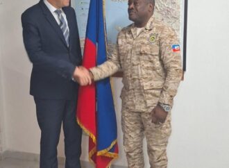 Coopération : Frantz Elbé reçoit la visite de l’ambassadeur français en Haïti